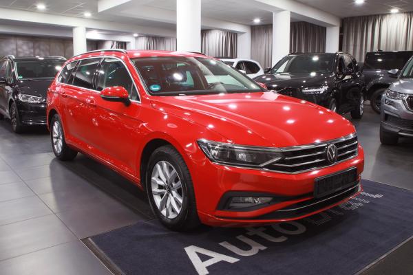 Volkswagen Passat B8 Variant Business 2.0 TDI 110kW DSG / Facelift 2020 / Matrix Led / Webasto / 2x sada ALU 16''