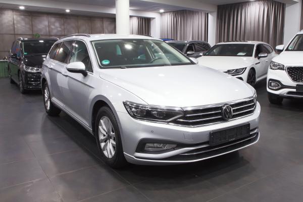 Volkswagen Passat B8 Variant Business 2.0 TDI 110kW DSG / Facelift 2020 / Matrix Led / ALU 16''