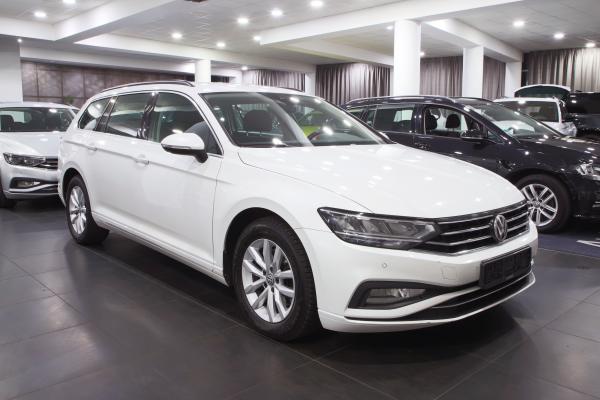 Volkswagen Passat B8 Variant Business 2.0 TDI 110kW DSG / Facelift 2020 / ALU 16''