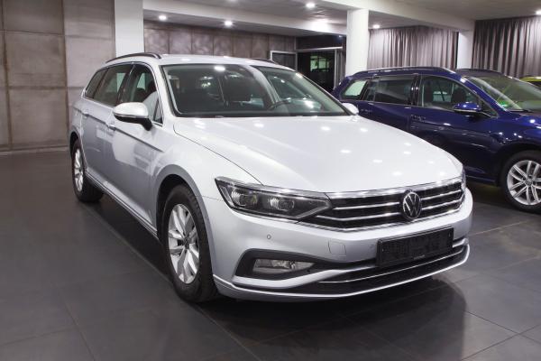 Volkswagen Passat B8 Variant Business 2.0 TDI 110kW DSG / Facelift 2020 / Matrix Led / Virtual cockpit / ALU 16''