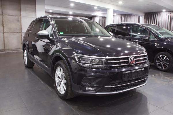 Volkswagen Tiguan Allspace Highline 4Motion 2.0 TDI 140kW 4x4 DSG / Virtual Cockpit / ALU 18''