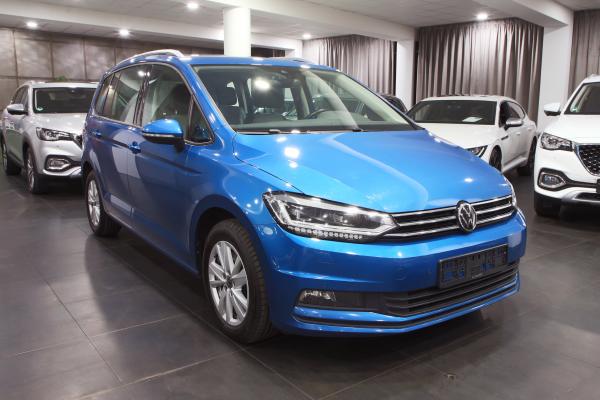 Volkswagen Touran Comfortline 2.0 TDI 110kW DSG / ALU 16''+ zimní sada