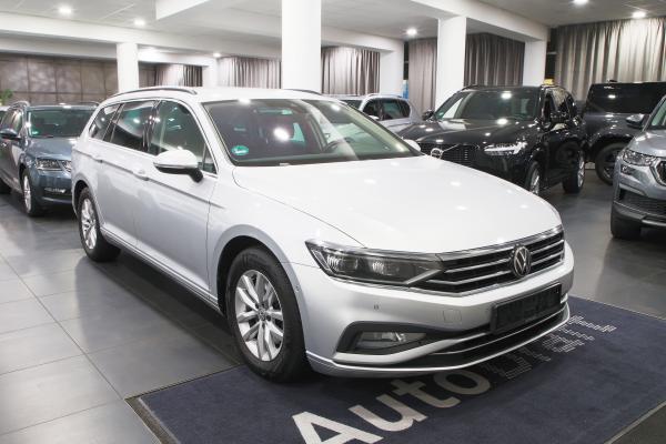 Volkswagen Passat B8 Variant Business 2.0 TDI 110kW DSG / Facelift 2020 / Matrix Led / Virtual Cockpit / ALU 16''