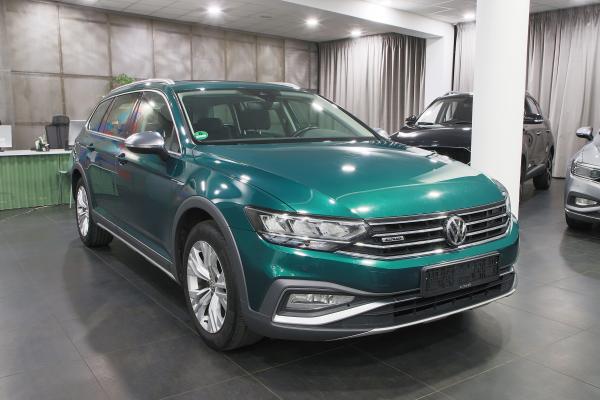 Volkswagen Passat B8 Alltrack Variant 4Motion 2.0 TDI 140kW 4x4 DSG / Facelift 2020 / 2x sada ALU 17''