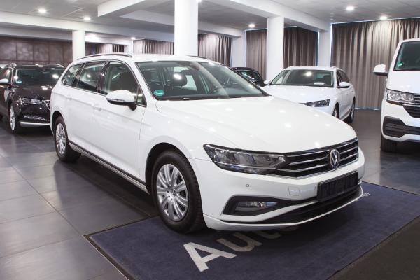 Volkswagen Passat B8 Variant 2.0 TDI 110kW DSG / Facelift 2020