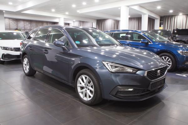 Seat Leon SP Style 2.0 TDI 110kW DSG / Virtual Cockpit / ALU 17''