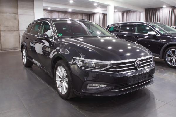 Volkswagen Passat B8 Variant Business 2.0 TDI 147kW DSG / Facelift 2020 / Matrix Led / Virtual cockpit / ALU 17''