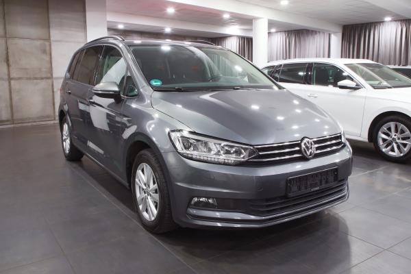 Volkswagen Touran Comfortline 2.0 TDI 110kW DSG / ALU 16''+ zimní sada