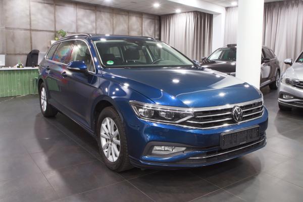 Volkswagen Passat B8 Variant Business 2.0 TDI 110kW DSG / Facelift 2020 / Matrix Led / ALU 16''