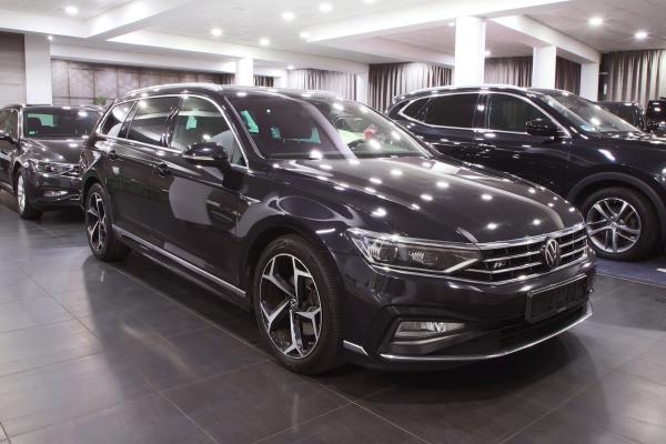 Volkswagen Passat B8 Variant Elegance 2.0 TDI 110kW DSG R-Line / Facelift 2020 / Matrix Led / Virtual Cockpit / ALU 18''