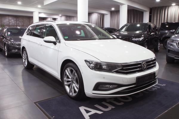 Volkswagen Passat B8 Variant Business 2.0 TDI 110kW DSG / Facelift 2020 / Matrix Led / Virtual Cockpit / ALU 18''+ zimní sada