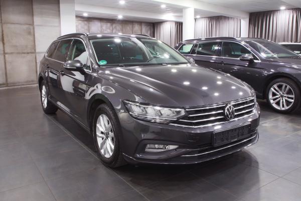 Volkswagen Passat B8 Variant Business 2.0 TDI 110kW DSG / Facelift 2020 / ALU 16''+ zimní sada