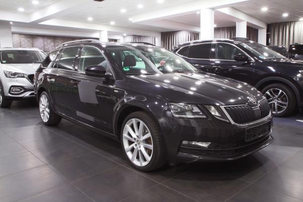 Škoda Octavia 3 Combi 2.0 TDI 110kW DSG / ALU 18''