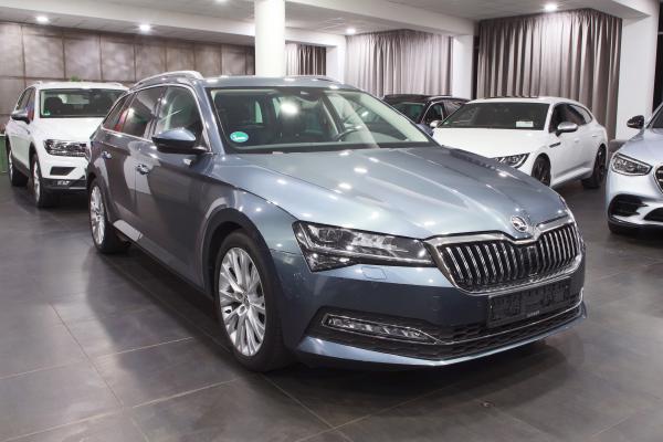 Škoda Superb 3 Combi Style Premium Edition 2.0 TDI 110kW DSG / Facelift 2020 / Webasto / Matrix Led / Virtual cockpit / ALU