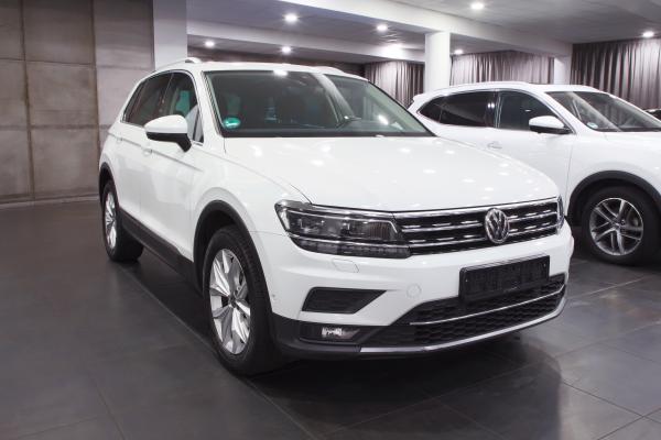 Volkswagen Tiguan Highline 4Motion 2.0 TDI 110kW 4x4 DSG / Virtual Cockpit / ALU 18''