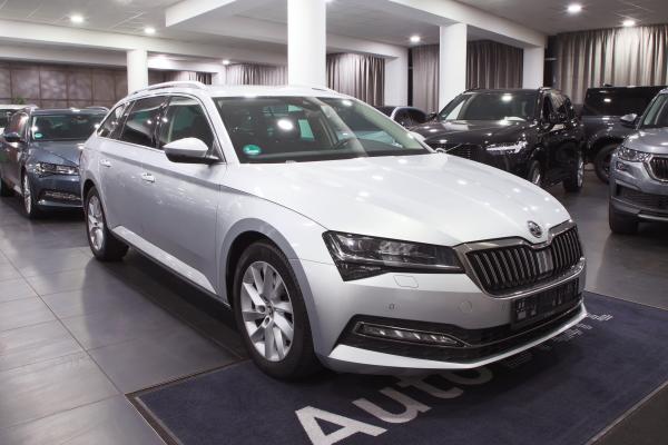 Škoda Superb 3 Combi Style 2.0 TDI 110kW DSG / Facelift 2020 / Matrix Led / ALU 17''