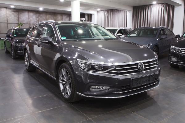 Volkswagen Passat B8 Variant Elegance 2.0 TDI 110kW DSG / Facelift 2020 / Matrix Led / Virtual Cockpit / ALU 18''