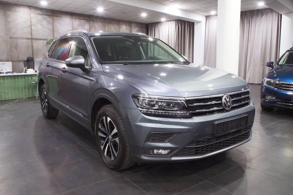 Volkswagen Tiguan Allspace Comfortline 2.0 TDI 110kW DSG / Webasto / ALU 17''