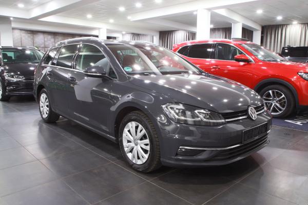 Volkswagen Golf 7 Variant Highline 2.0 TDI 110kW DSG / Webasto