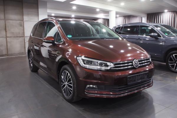 Volkswagen Touran Highline 2.0 TDI 110kW DSG / Webasto / ALU 17''