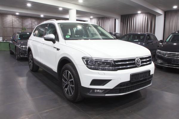 Volkswagen Tiguan Allspace Comfortline 2.0 TDI 110kW DSG / Active info display / ALU 17''