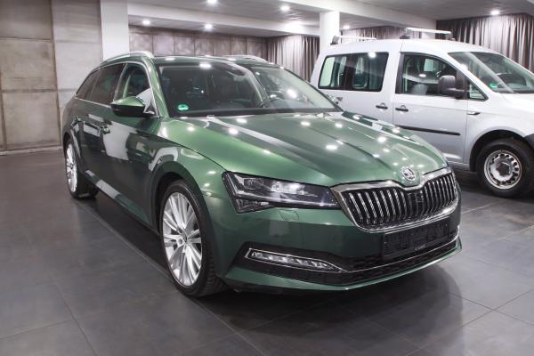 Škoda Superb 3 Combi Style 2.0 TDI 140kW 4x4 DSG / Facelift 2020 / Matrix Led / ALU 19''