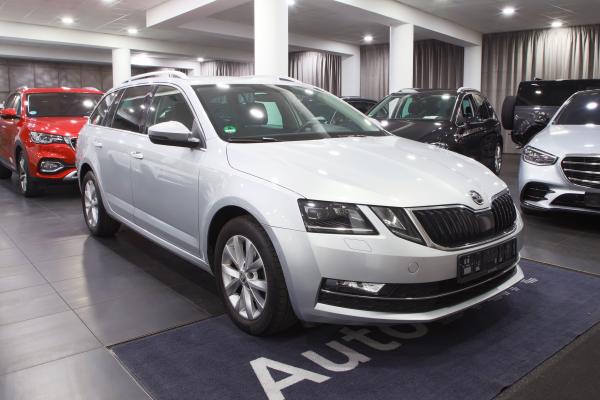 Škoda Octavia 3 Combi Style 2.0 TDI 110kW DSG / ALU 16''+ zimní sada