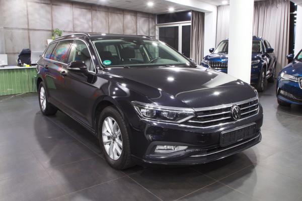 Volkswagen Passat B8 Variant Business 2.0 TDI 110kW DSG / Facelift 2020 / Matrix Led / ALU 16''+ zimní sada