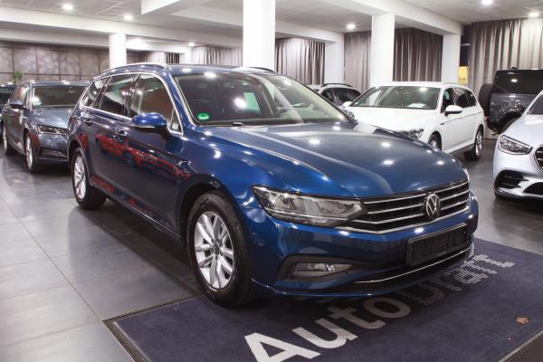 Volkswagen Passat B8 Variant Business 2.0 TDI 110kW DSG / Facelift 2020 / ALU 16''+ zimní sada