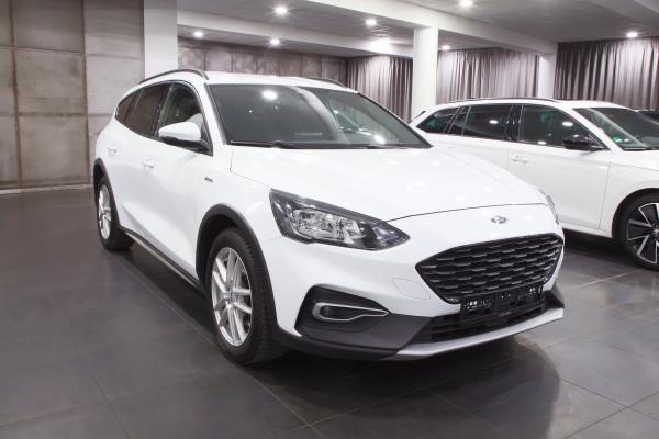 Ford Focus Turnier X 1.5 TDCi 88kW / Virtual cockpit / 2x sada ALU 17''