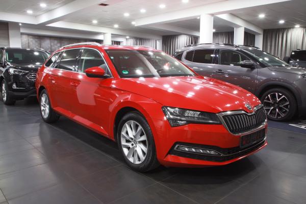 Škoda Superb 3 Combi Style 2.0 TDI 140kW DSG / Facelift 2020 / Matrix Led / ALU 17''