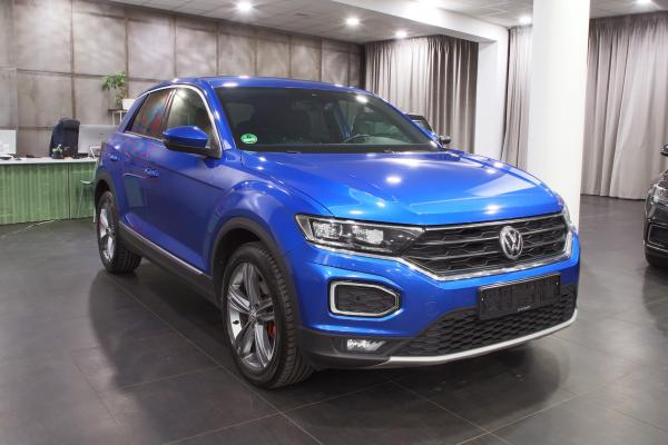 Volkswagen T-Roc Sport 2.0 TDI 110kW DSG / ALU 18''+ zimní sada