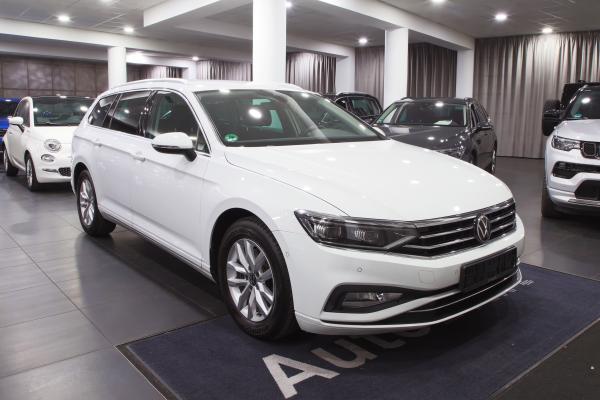 Volkswagen Passat B8 Variant 2.0 TDI 110kW DSG / Facelift 2020 / Matrix Led / ALU 16''