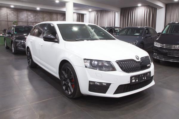 Škoda Octavia 3 RS Combi 2.0 TDI 135kw DSG / ALU 18''