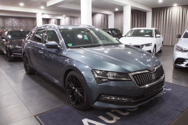 Škoda Superb 3 Combi Style 2.0 TDI 110kW DSG / Facelift 2020 / Matrix Led / Virtual cockpit / ALU 19''+ zimní sada