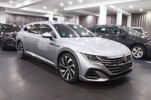 Volkswagen Arteon Shooting Brake 2.0 TDI 147kW DSG R-Line / Virtual Cockpit / ALU 19''