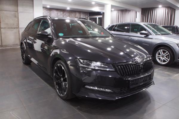 Škoda Superb 3 Combi 2.0 TDI 110kW DSG Sportline / Facelift 2020 / Matrix Led / Webasto / Virtual Cockpit / ALU 19''+ ALU 17''