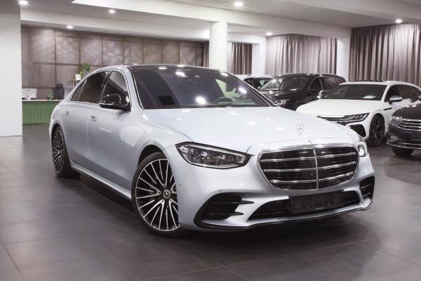 Mercedes-Benz S 500 4x4 Long AMG 320kW / E-ACTIVE BODY CONTROL / ALU 21''+ ALU 19''